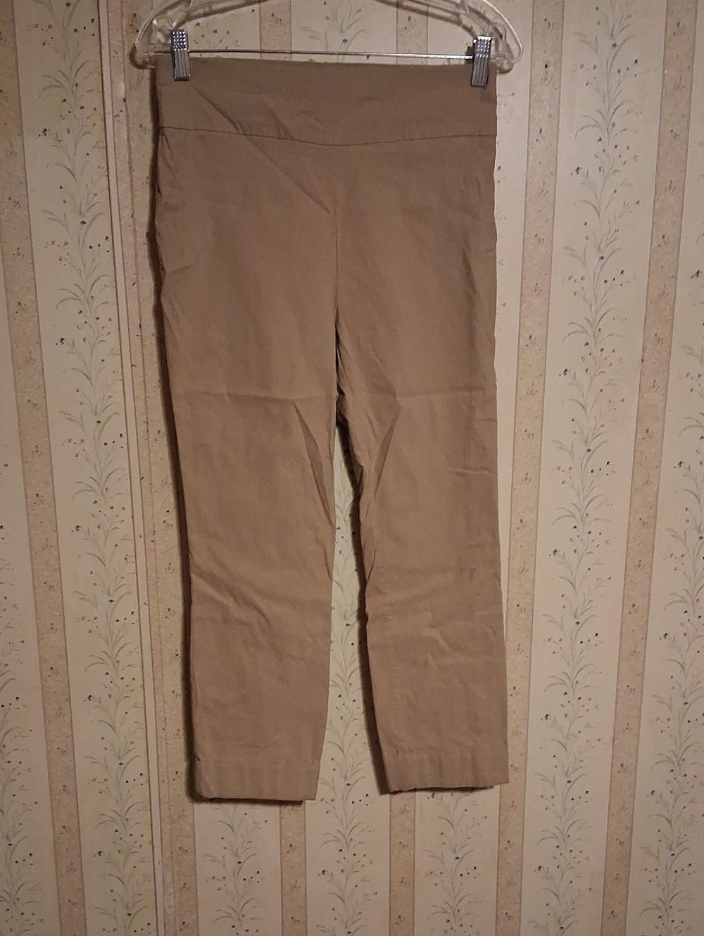 New York & Company Cropped Tan Ankle Pants